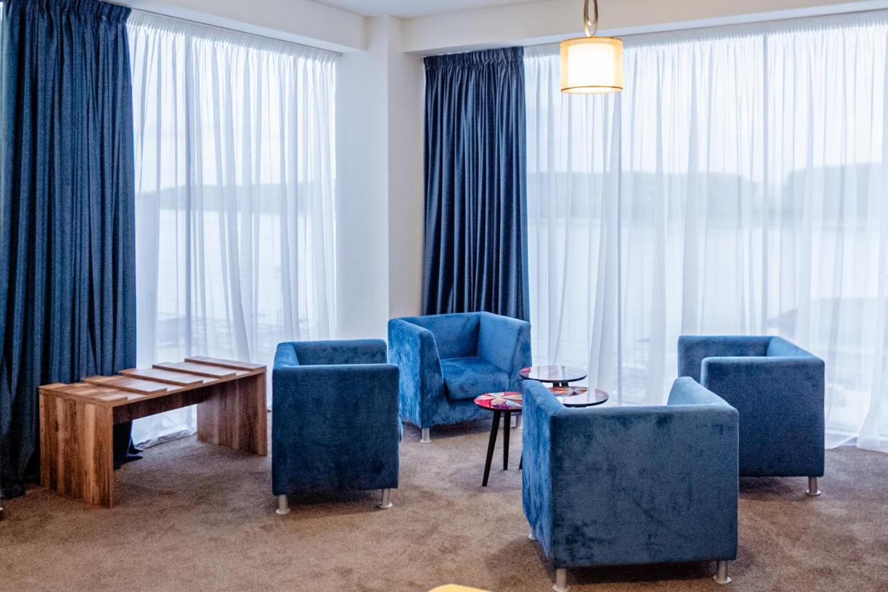 Raay Hotell Brăila Exteriör bild
