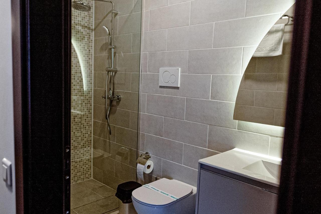 Raay Hotell Brăila Exteriör bild
